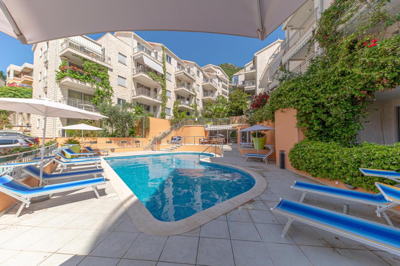 Petrovac Bay Apartments エクステリア 写真