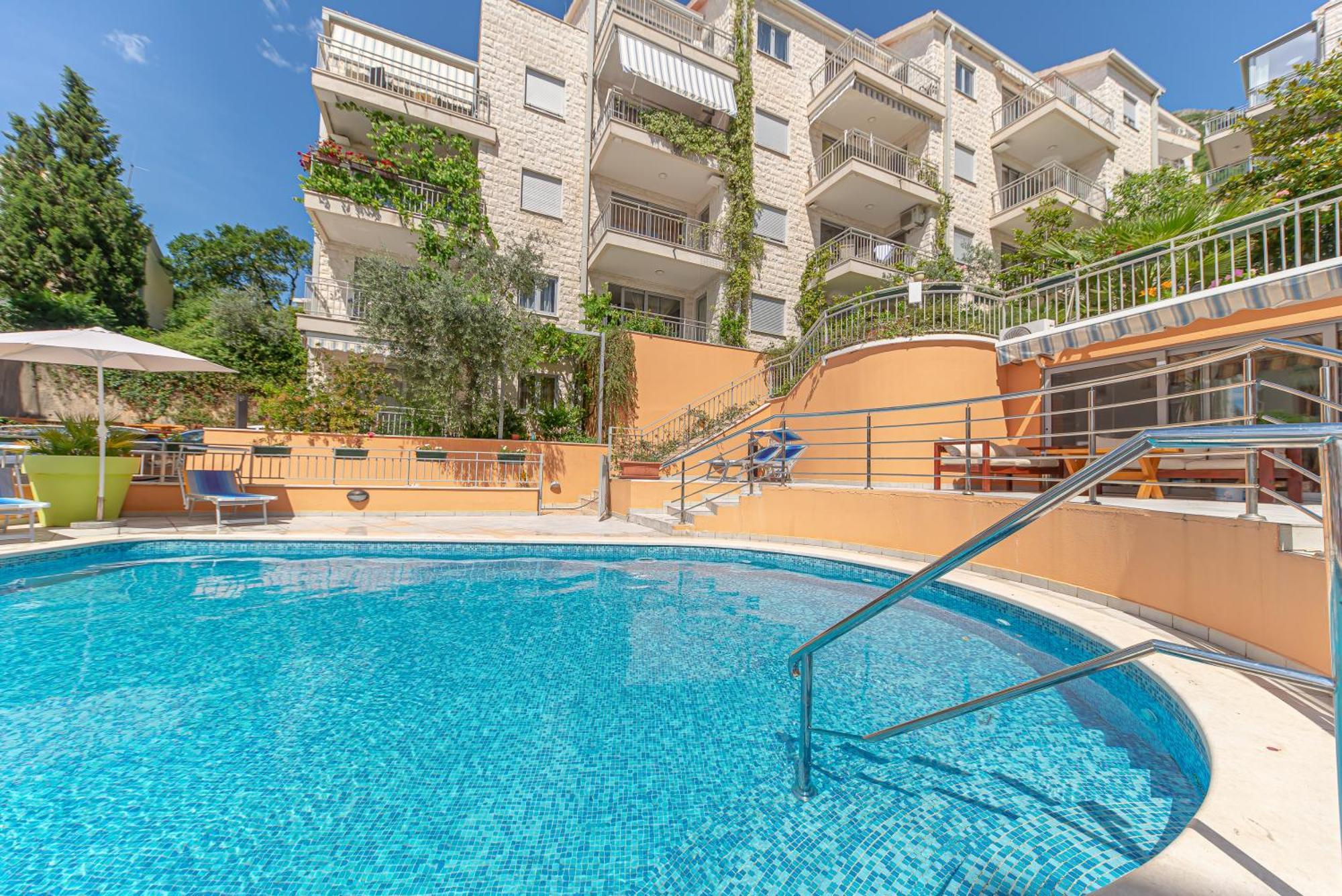 Petrovac Bay Apartments エクステリア 写真