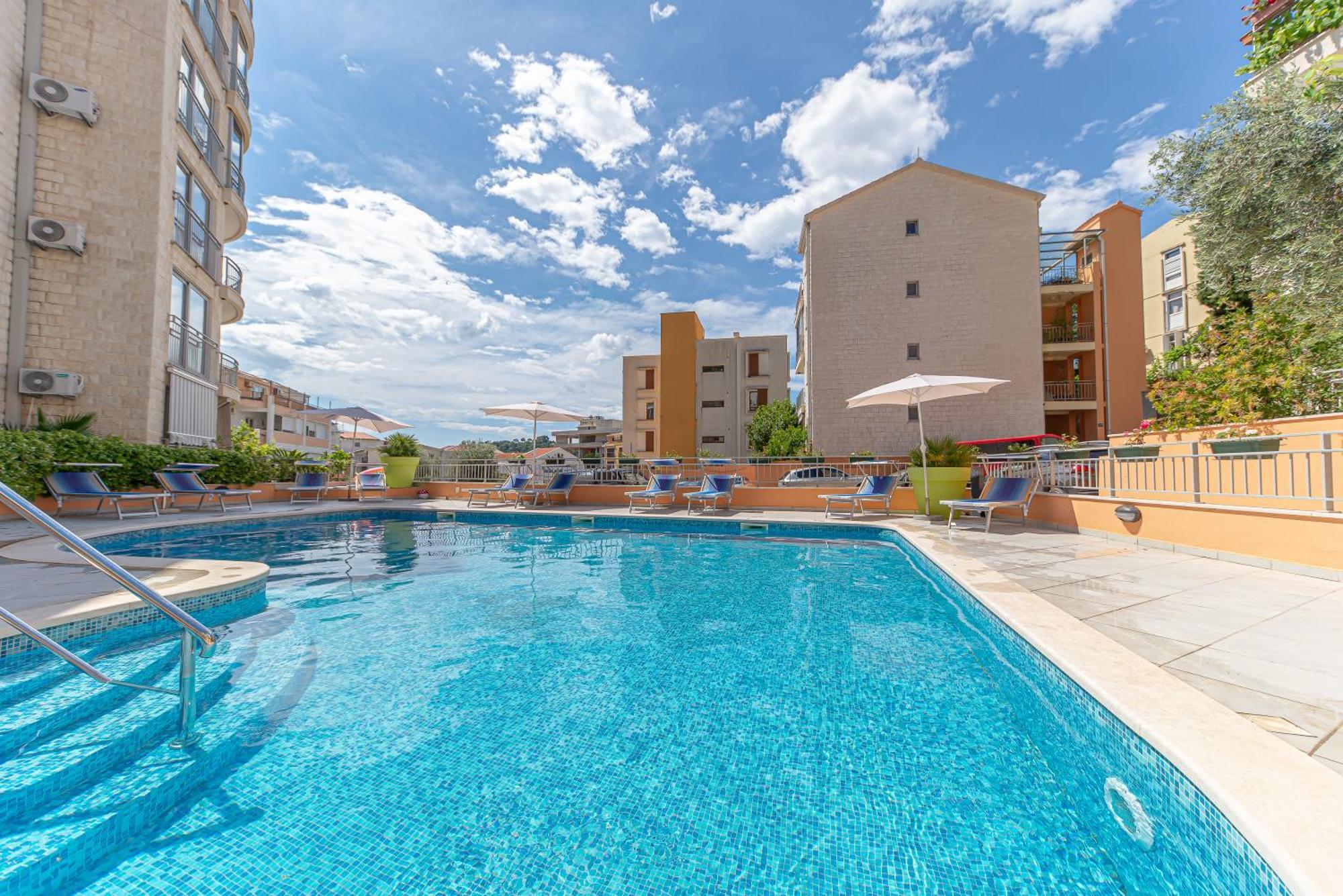 Petrovac Bay Apartments エクステリア 写真